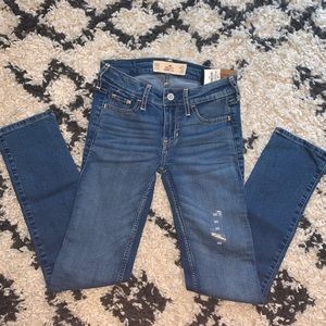 Dark blue Hollister skinny jeans!